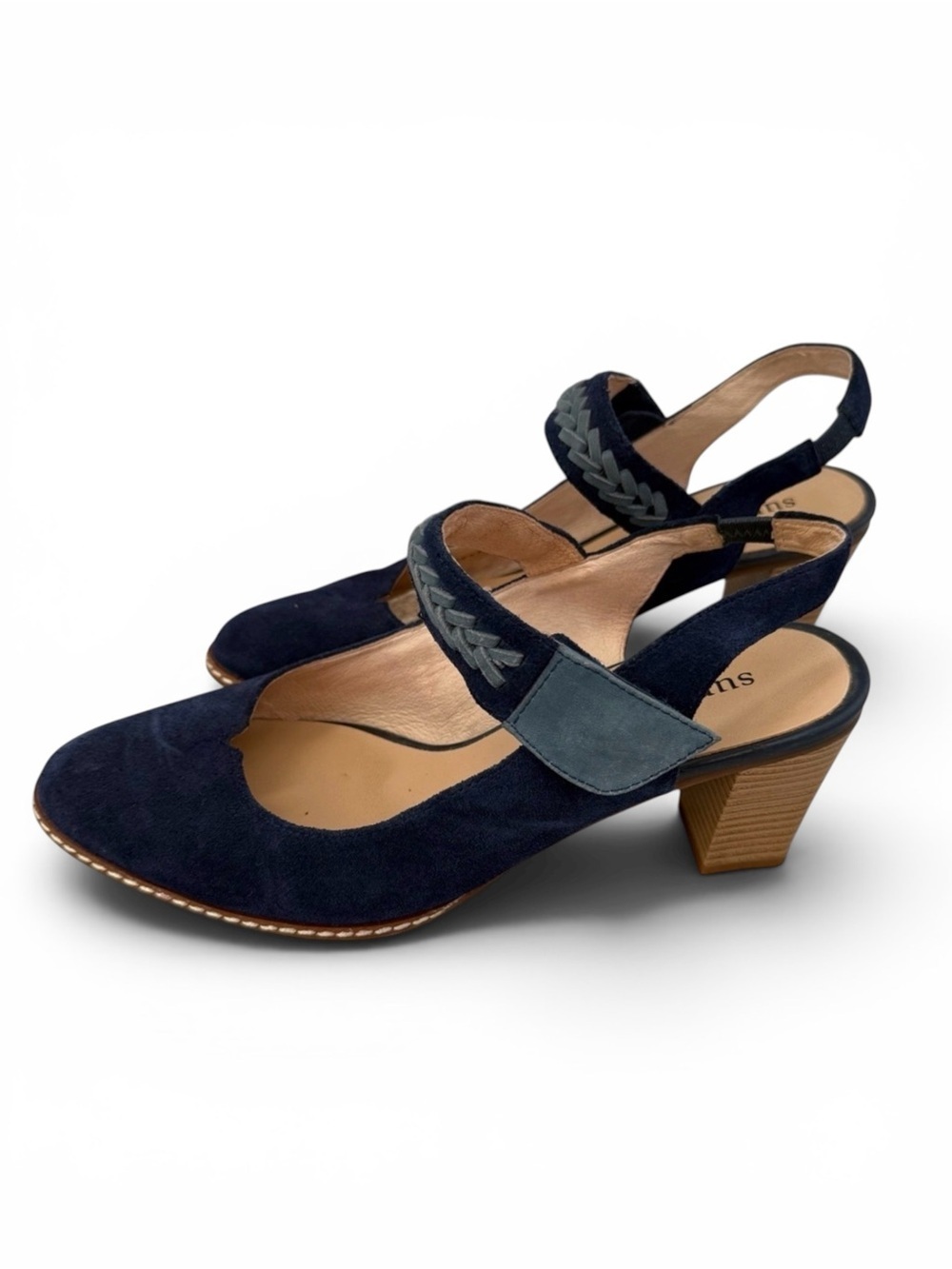 Sundance Chic Navy Suede Women's shoes size 41- however fit like a 40.